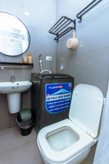 Chic Floating Penthouse Makati Gym Air condo gym swim park 300MB - Manila - 8