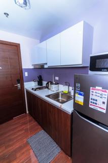 Chic Floating Penthouse Makati Gym Air condo gym swim park 300MB - Manila - 3