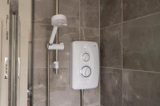 Ideal 2 Bedroom Ground floor Apartment By Jesswood Properties for Contractors & Business, Free Parking and Wifi - Hinckley - 6
