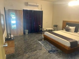 JVL Resort By Nexottel - - 9