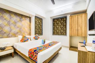 FabExpress Marvel Bliss - Nr Trump Towers - Pune - 8