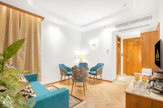 Arison Luxury - Srinagar - 2