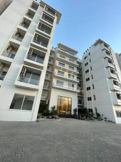Opal Appartments - Lahore - 9