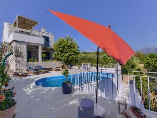 Escape Villa Island Peaceful Oasis with Pool - 6