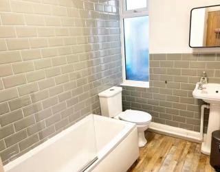 Leigh On Sea -Broadway-Two Bed with Garden - Southend-on-Sea - 5