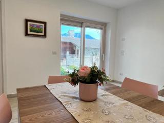 Die Weinrose - Natura Lago Monti - 1