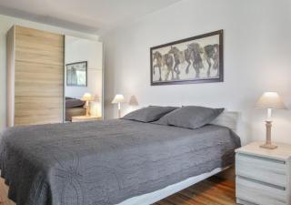 Magnifique Villa Charentaise avec Piscine & Beau Jardin - Moderne & Confort - Wifi gratuit - Saint-Georges-du-Bois - 1