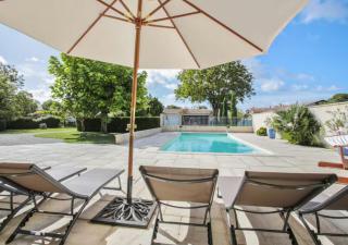 Magnifique Villa Charentaise avec Piscine & Beau Jardin - Moderne & Confort - Wifi gratuit - Saint-Georges-du-Bois - 7