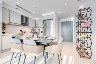 2BR in Sunrise Bay Tower 1 by PK Holidays - Dubai - 3