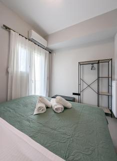 Acropolis view 3BD penthouse next to tram and port - Piraeus - 9
