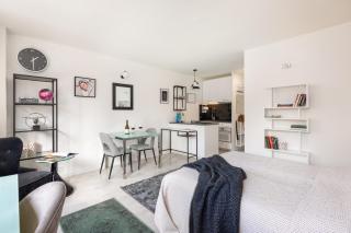 Plac Grzybowski Studio near Metro Świętokrzyska by Noclegi Renters - Varsavia - 8
