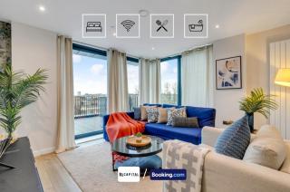 Cozy Apt in Camden Town By Capital Retreats Short Lets & Serviced Accommodation London With Balcony, Free WiFi - Londra - 0