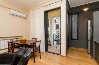 Dual Comfort Apartment - Tbilisi - 8