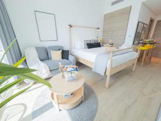 Airstay - Contemporary Studio - Dubai Marina - Monthly Offer Available - 1