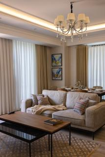 Modern 1-Bedroom Retreat with 35sqm Terrace, Overlooking Rudaki Park, City Skyline and Mountain Views - 4