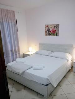 La Casa di Rossella nel cuore della città , Downtown spacious apartment - Olbia - 2