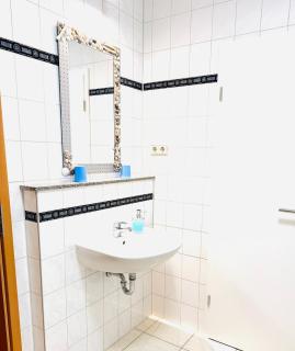 Hotel Am Weyerhof - Kerpen - 7