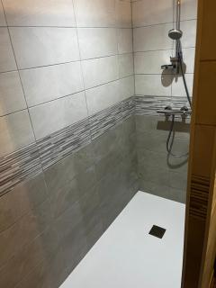 Charming new independent apartment in a quiet area - 8