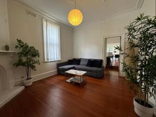 Best Price 2 Bedroom House Glebe - Sydney - 9