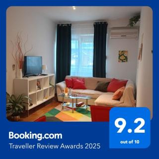 Clockwork orange apartment - 0