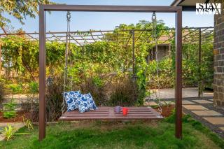 StayVista at Hearth & Haven with lawn, BBQ - Pune - 7