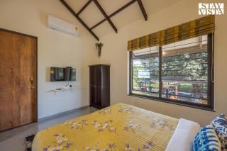 StayVista at Hearth & Haven with lawn, BBQ - Pune - 4