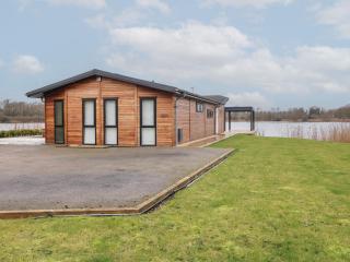 Tranquil Cove Spa Lodge - Peterborough - 9