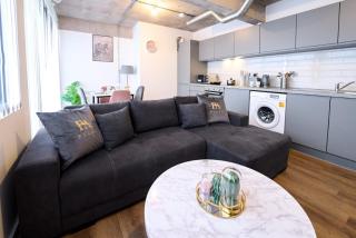 Modern Living 1Bed in Central Warrington - Warrington - 3