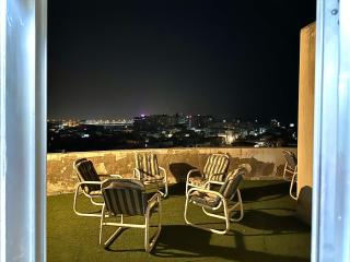 Luxury Penthouse with Stunning Views E11-2 Islamabad - Islamabad - 6