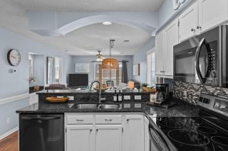 Family Friendly Beach Condo - Myrtle Beach - 3