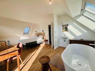 Quiberon : Villa rénovée 7 pièces, 5 chambres, jardin, parking, proche plage - FR-1-478-307 - Quiberon - 5