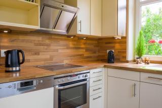 Dahem-Apartments - ruhig Parkplatz Rhein Main Gebiet gut erreichbar - App 1 barrierefrei mit Kamin Garten und Hund - App 2 mit Balkon - 3