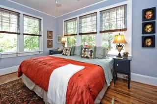 Spacious 2BR in Myers Park with sunroom - Charlotte - 0