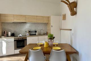 Le Bohème - Center balcony and air conditioning! - 7