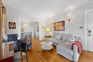 Well Located 1 BR in Elizabeth with Covered Porch - Charlotte - 1