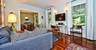 Elegant 1BR in Elizabeth with Covered Porch - Charlotte - 6