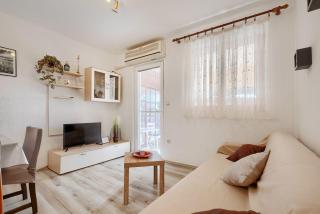 Bezauberndes Apartment mit beheiztem Privatpool, Grill, Babybett, Grill, WiFi - Fažana - 3