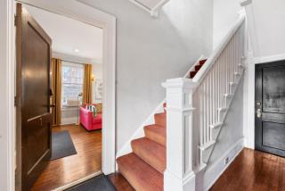 Elegant and Colorful 1BR with Covered Porch - Charlotte - 2