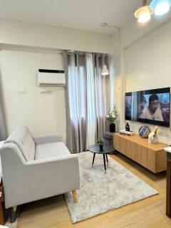 The Niall's Suites at HOPE Residences besides SM TRECE - Trece Martires - 8