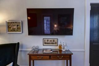 Chic Comfortable 2BR with Porch near Dilworth - Charlotte - 3