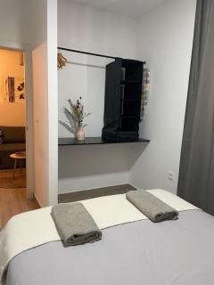 H&H Suite San Diego - Granada - 6