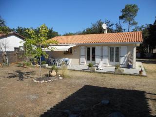 maison dans quartier residentiel - Soulac-sur-Mer - 0