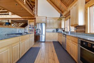 Jumping Juniper Ranch Main House - Sisters - 8