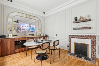Interior Design - Apartment 6P-2BR - Tour Eiffel - Paris - 0