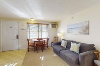 Unit 117 for Poolside Fun - Wells - 6