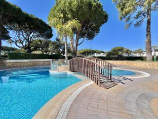 Albufeira Balaia Golf Vilage 4 With Pool by Homing - Albufeira - 4