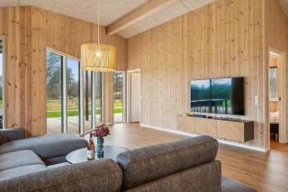 Beautiful And Modern 8-Person Holiday Home With Spacious Terraces And Quality Interiors Located In Peaceful Fuglslev Close To Forest, Nature And - 8