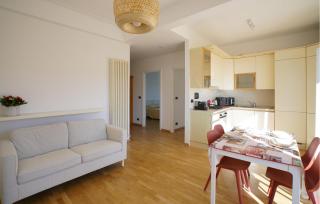 Beautiful Apartment In Genova With Wifi - Genoa - 8