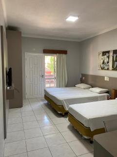 Flat Incrível Amarilis dentro da Riviera São Lourenço - Estúdio exclusivo, enxoval, wifi e serviço de praia - Bertioga - 6