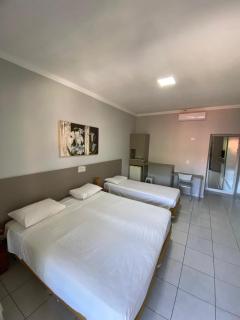 Flat Incrível Amarilis dentro da Riviera São Lourenço - Estúdio exclusivo, enxoval, wifi e serviço de praia - Bertioga - 3